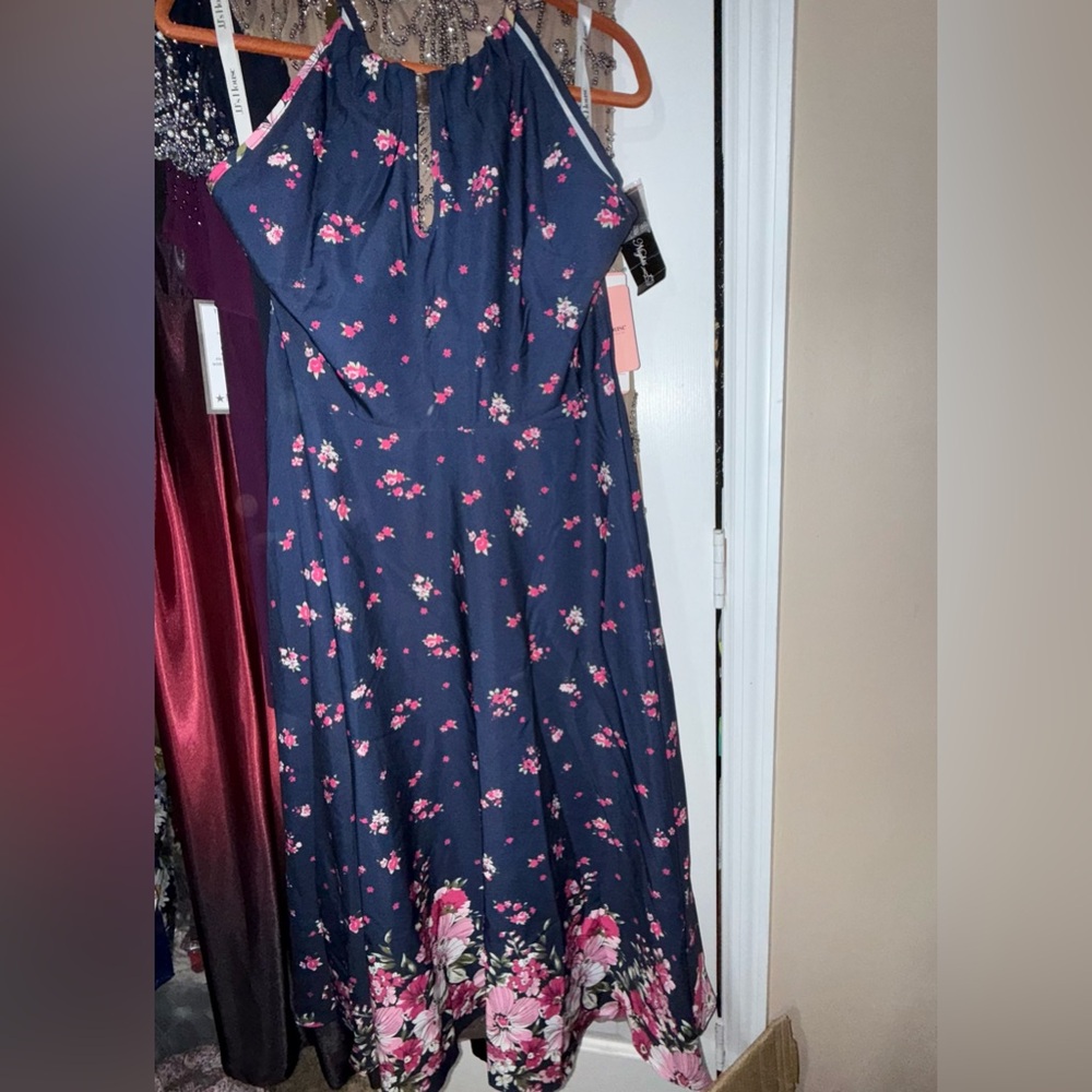 JJs House Navy and Pink Floral Midi Dress - Picture 5 of 10